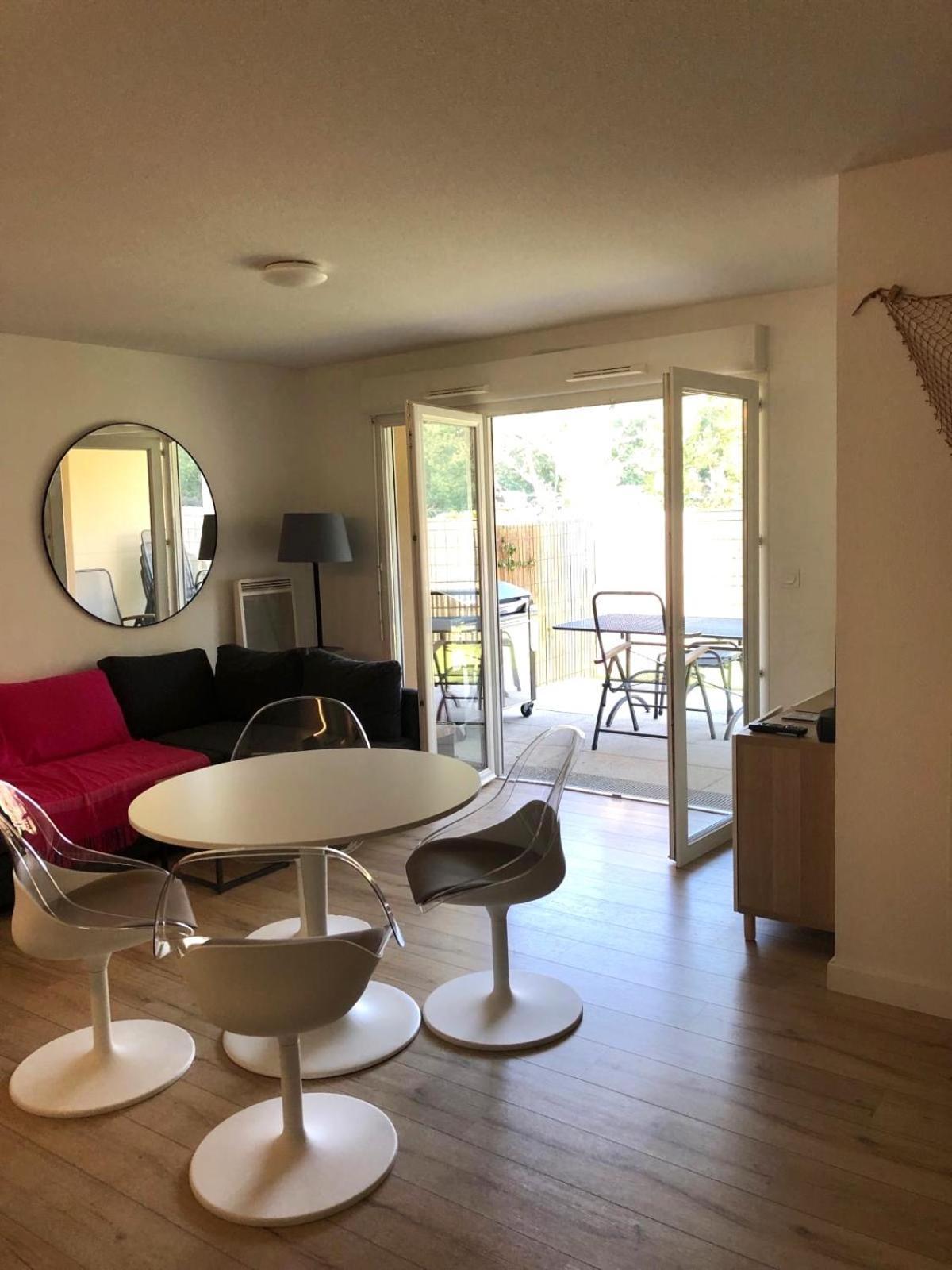 Ferienwohnung Rez De Jardin T3 Recent Et Calme Au Nouvelles Terres A La Londe Les Maures Exterior foto